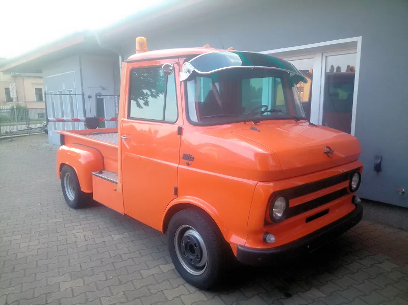 Abschlepper mit Sonnenblende