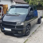T4 mit moderner Sonnenblende
